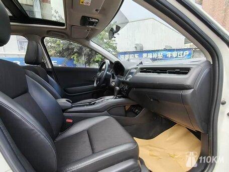 Honda, Vezel, 1500, 118, бензин, внедорожник, вариатор, передний привод, среднее состояние, левый, белый, 1 075 333 ₽